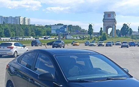 Hyundai Solaris II рестайлинг, 2018 год, 1 300 000 рублей, 3 фотография
