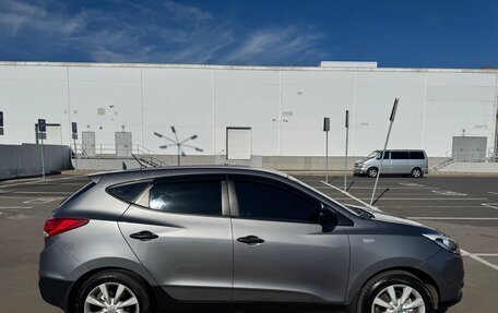 Hyundai ix35 I рестайлинг, 2011 год, 1 100 000 рублей, 2 фотография