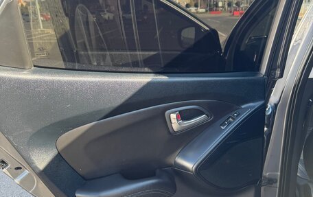 Hyundai ix35 I рестайлинг, 2011 год, 1 100 000 рублей, 8 фотография