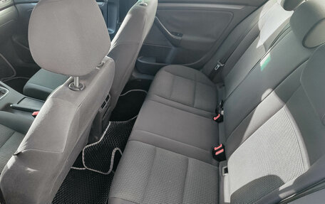 Volkswagen Jetta VII, 2008 год, 446 083 рублей, 16 фотография