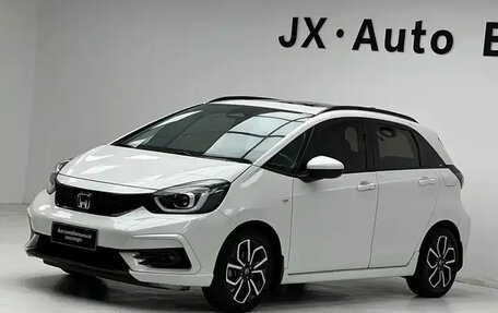 Honda Fit, 2021 год, 948 000 рублей, 5 фотография