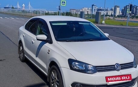 Volkswagen Polo VI (EU Market), 2013 год, 700 000 рублей, 4 фотография