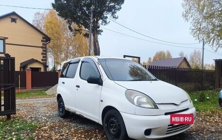 Toyota FunCargo, 2000 год, 295 000 рублей, 2 фотография