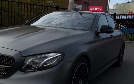 Mercedes-Benz E-Класс AMG, 2019 год, 5 300 000 рублей, 4 фотография