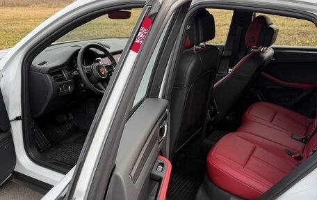 Porsche Macan I рестайлинг, 2025 год, 9 300 000 рублей, 12 фотография