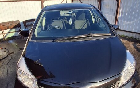 Toyota Vitz, 2012 год, 600 000 рублей, 1 фотография
