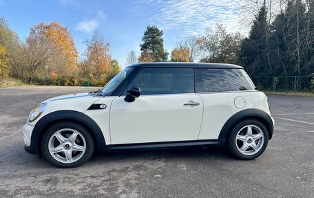 MINI Hatch, 2011 год, 930 000 рублей, 3 фотография