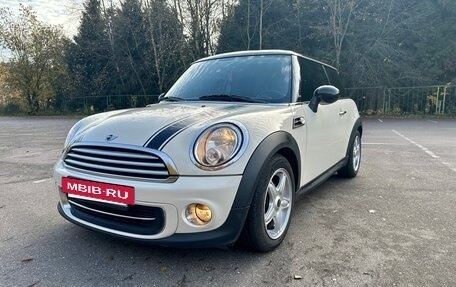MINI Hatch, 2011 год, 930 000 рублей, 2 фотография