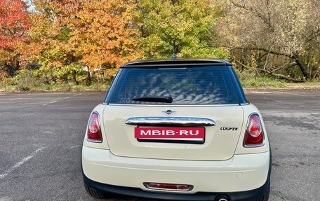 MINI Hatch, 2011 год, 930 000 рублей, 5 фотография