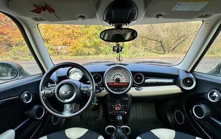MINI Hatch, 2011 год, 930 000 рублей, 13 фотография