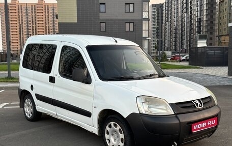 Peugeot Partner II рестайлинг 2, 2011 год, 370 000 рублей, 1 фотография