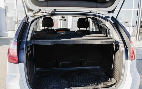 Citroen C4 Picasso II рестайлинг, 2011 год, 450 000 рублей, 24 фотография