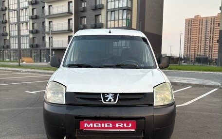 Peugeot Partner II рестайлинг 2, 2011 год, 370 000 рублей, 3 фотография