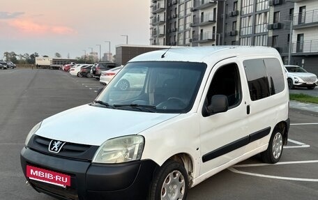 Peugeot Partner II рестайлинг 2, 2011 год, 370 000 рублей, 4 фотография