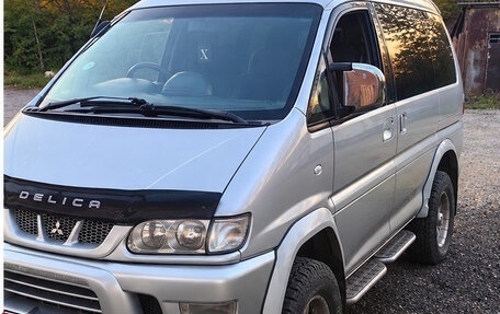 Mitsubishi Delica IV, 2005 год, 1 900 000 рублей, 3 фотография
