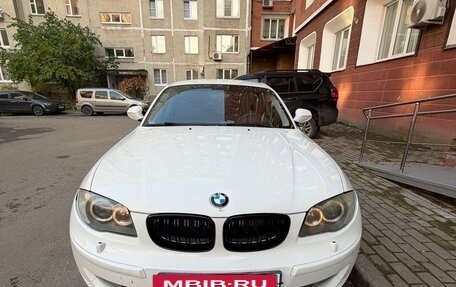 BMW 1 серия, 2011 год, 580 000 рублей, 1 фотография