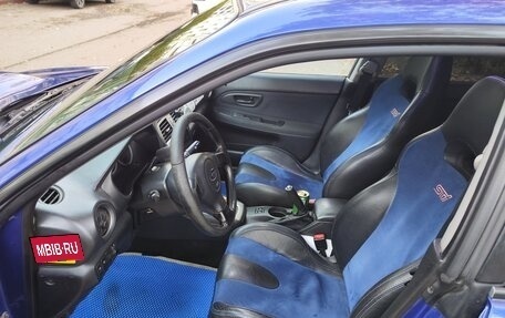 Subaru Impreza II рестайлинг 2, 2006 год, 800 000 рублей, 13 фотография