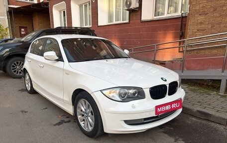 BMW 1 серия, 2011 год, 580 000 рублей, 3 фотография