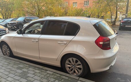 BMW 1 серия, 2011 год, 580 000 рублей, 5 фотография