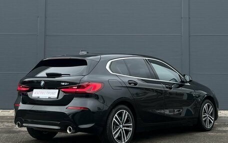 BMW 1 серия, 2022 год, 3 350 000 рублей, 5 фотография