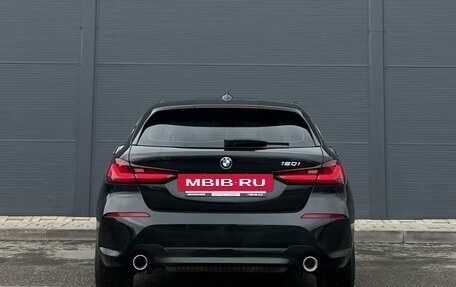 BMW 1 серия, 2022 год, 3 350 000 рублей, 6 фотография