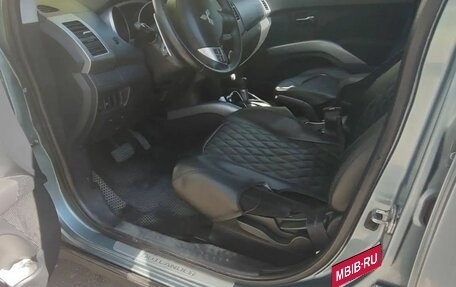 Mitsubishi Outlander III рестайлинг 3, 2008 год, 1 000 000 рублей, 6 фотография