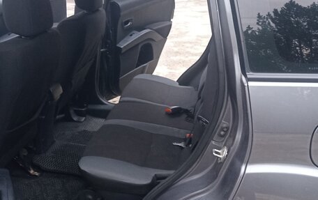 Mitsubishi Outlander III рестайлинг 3, 2010 год, 1 100 000 рублей, 10 фотография