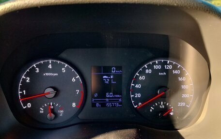 Hyundai Solaris II рестайлинг, 2017 год, 900 000 рублей, 9 фотография