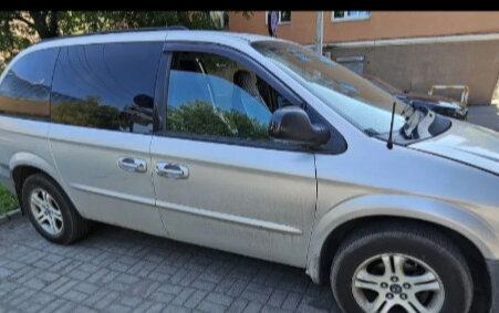 Dodge Caravan IV, 2001 год, 350 000 рублей, 8 фотография