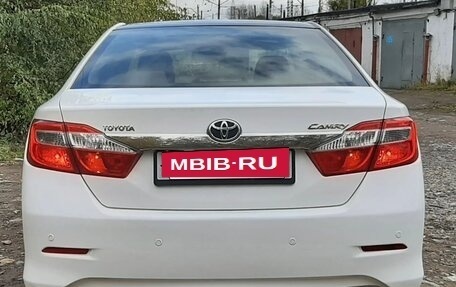 Toyota Camry, 2014 год, 1 700 000 рублей, 2 фотография