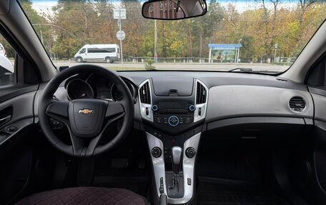 Chevrolet Cruze II, 2014 год, 790 000 рублей, 9 фотография