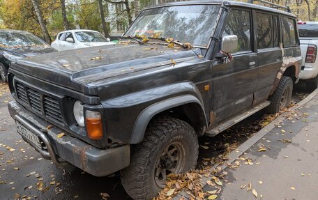 Nissan Patrol, 1993 год, 300 000 рублей, 3 фотография