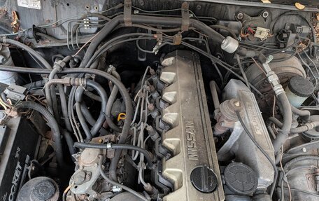 Nissan Patrol, 1993 год, 300 000 рублей, 12 фотография