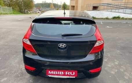 Hyundai Solaris II рестайлинг, 2013 год, 560 000 рублей, 5 фотография