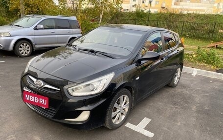 Hyundai Solaris II рестайлинг, 2013 год, 560 000 рублей, 2 фотография