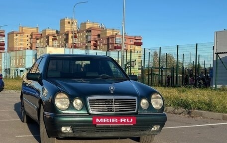 Mercedes-Benz E-Класс, 1995 год, 510 000 рублей, 8 фотография