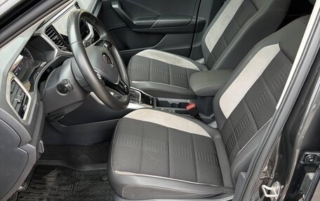Volkswagen T-Roc I, 2022 год, 1 880 000 рублей, 12 фотография