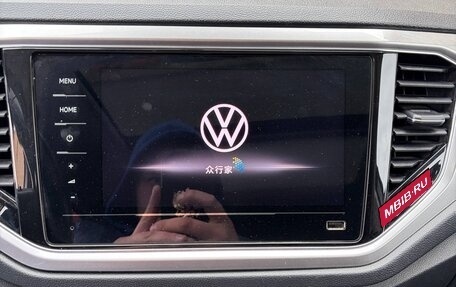 Volkswagen T-Roc I, 2022 год, 1 880 000 рублей, 16 фотография