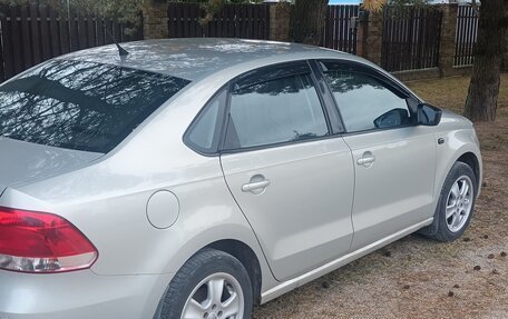 Volkswagen Polo VI (EU Market), 2011 год, 650 000 рублей, 3 фотография