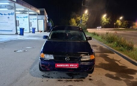 Opel Astra F, 1994 год, 50 000 рублей, 2 фотография