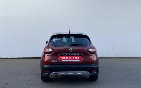 Renault Kaptur I рестайлинг, 2018 год, 1 245 000 рублей, 6 фотография