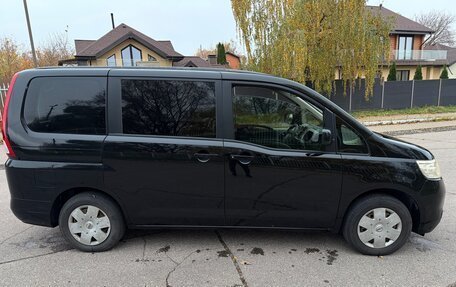 Nissan Serena III, 2005 год, 890 000 рублей, 5 фотография