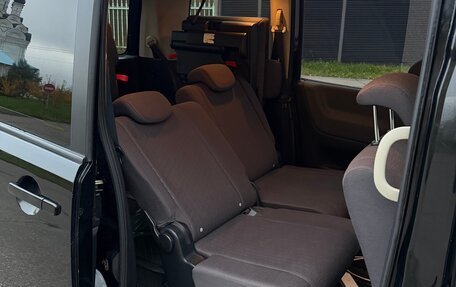 Nissan Serena III, 2005 год, 890 000 рублей, 15 фотография