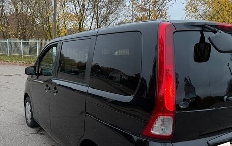 Nissan Serena III, 2005 год, 890 000 рублей, 9 фотография