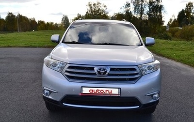 Toyota Highlander III, 2011 год, 1 730 000 рублей, 1 фотография