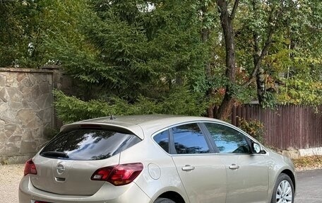 Opel Astra J, 2012 год, 550 000 рублей, 4 фотография