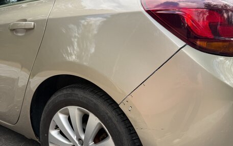 Opel Astra J, 2012 год, 550 000 рублей, 18 фотография