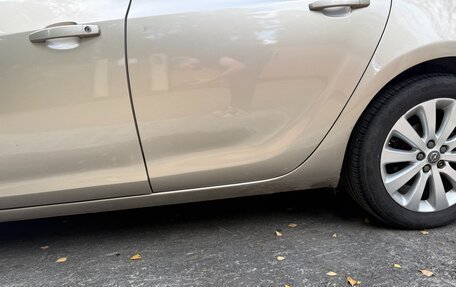 Opel Astra J, 2012 год, 550 000 рублей, 17 фотография