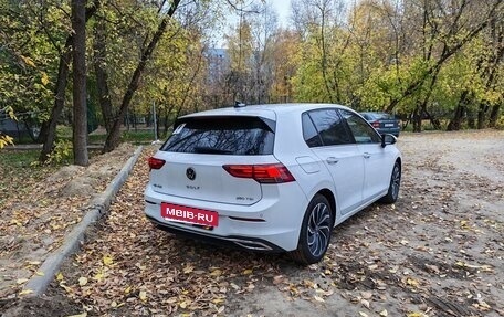 Volkswagen Golf VIII, 2022 год, 2 740 000 рублей, 3 фотография