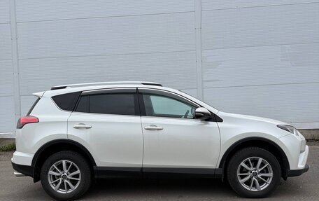 Toyota RAV4, 2017 год, 2 699 000 рублей, 4 фотография